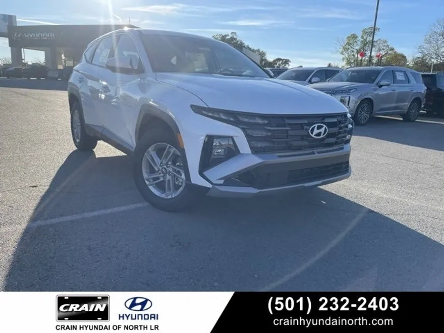 2025 Hyundai Tucson SE photo 1