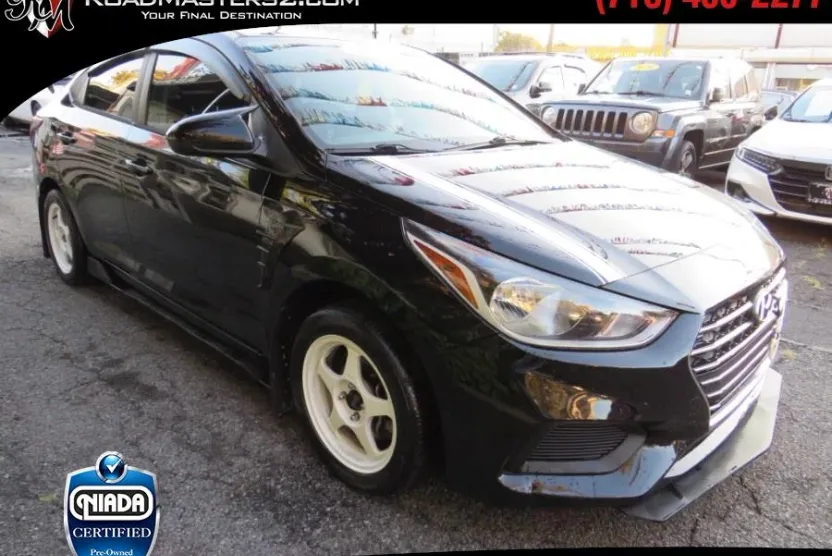 2021 Hyundai Accent SEL photo 1