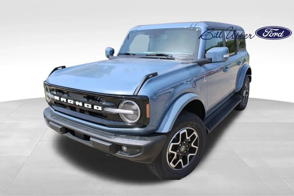 2025 Ford Bronco Outer Banks photo 1