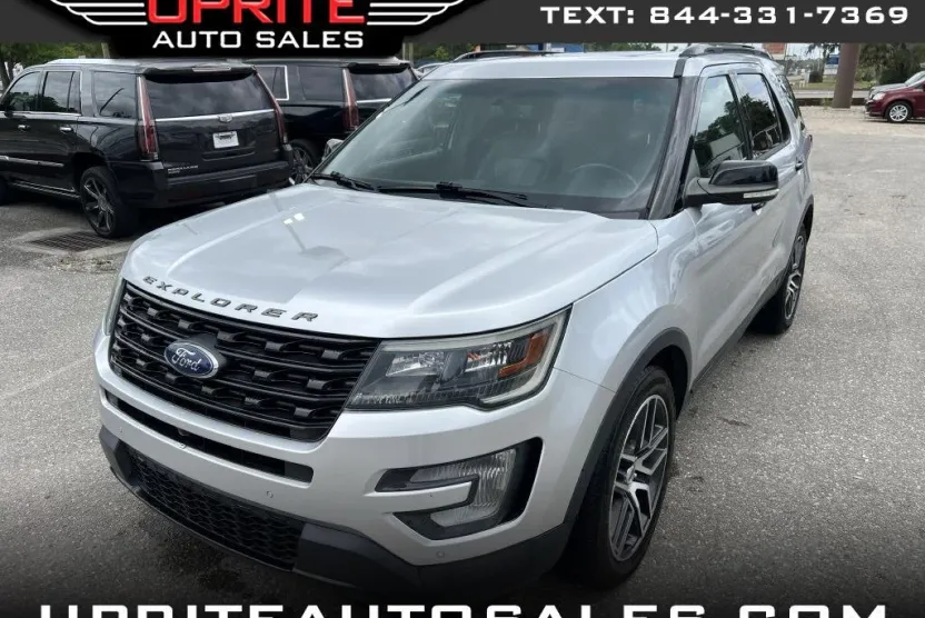 2016 Ford Explorer Sport photo 1