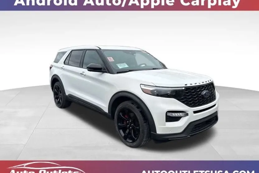 2021 Ford Explorer ST photo 1