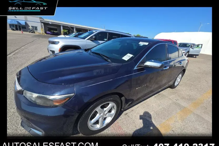 2017 Chevrolet Malibu LS photo 1