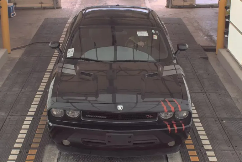 2010 Dodge Challenger R/T photo 1