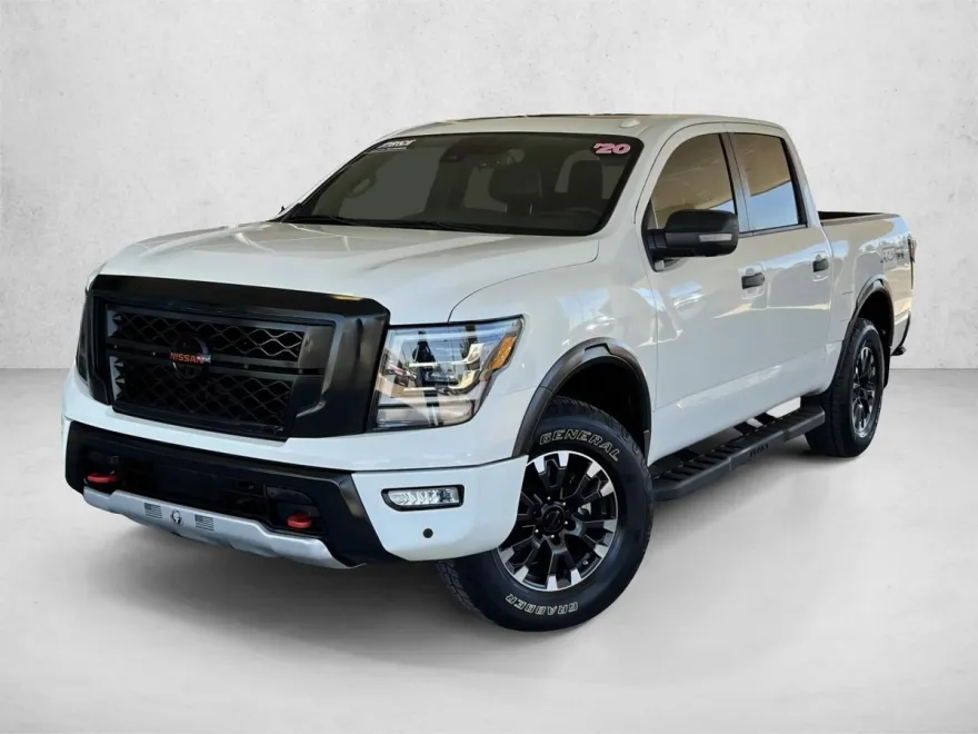 2020 Nissan Titan PRO-4X photo 1