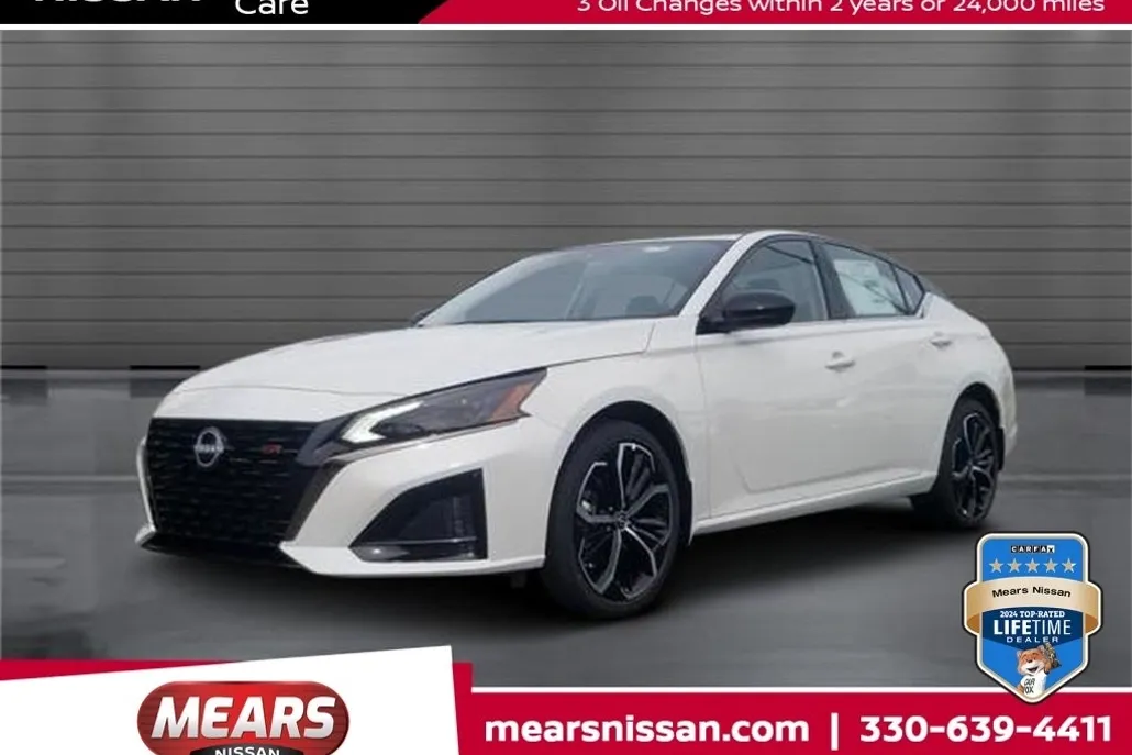 2025 Nissan Altima 2.5 SR photo 1