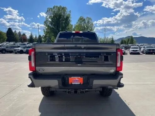 2025 Ford F-350 photo 4