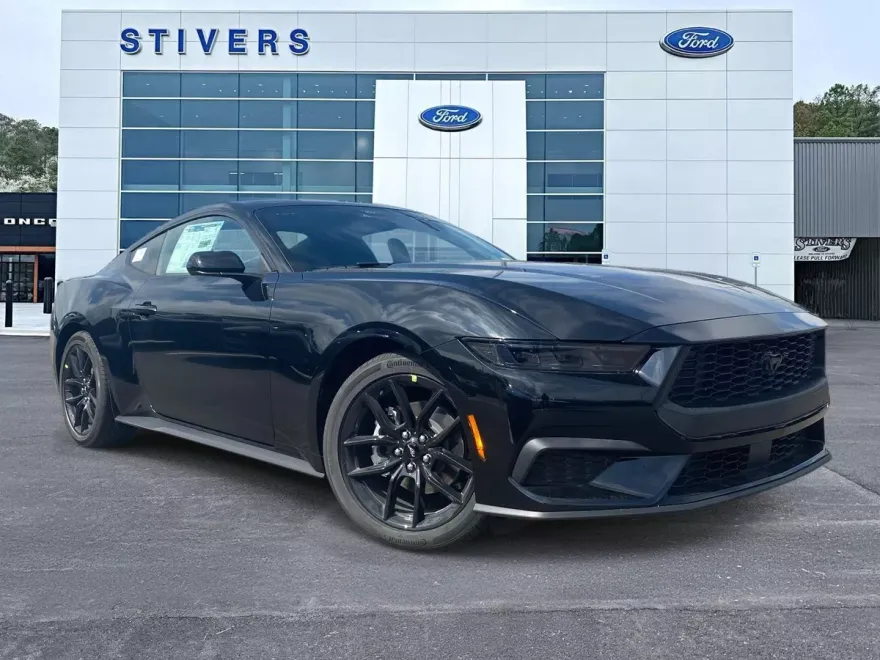 2025 Ford Mustang EcoBoost photo 1