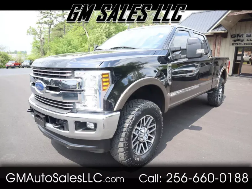 2019 Ford F-350 Lariat photo 1