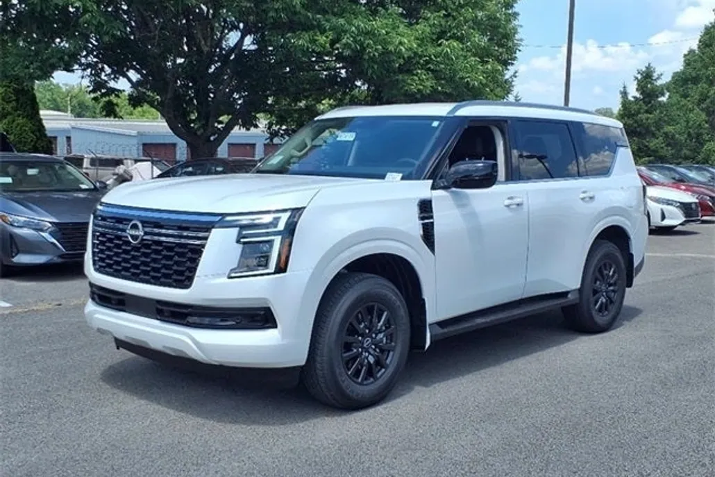 2025 Nissan Armada SV photo 1