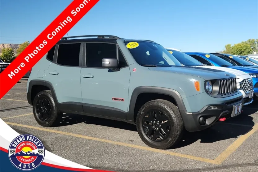 2018 Jeep Renegade Trailhawk photo 1