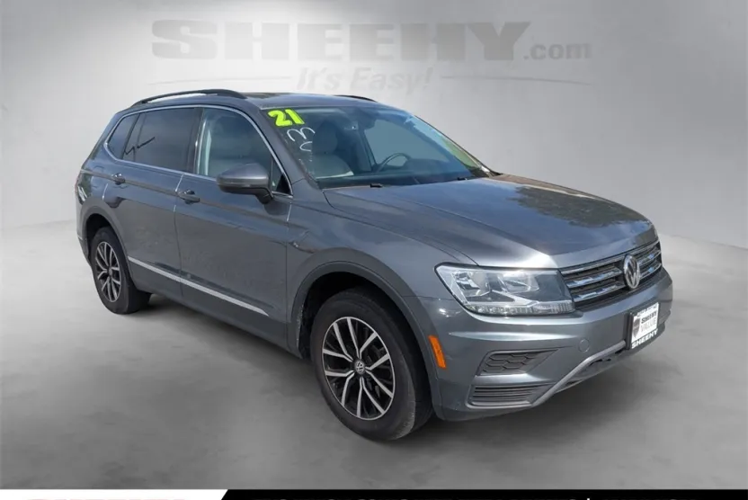 2021 Volkswagen Tiguan SE photo 1