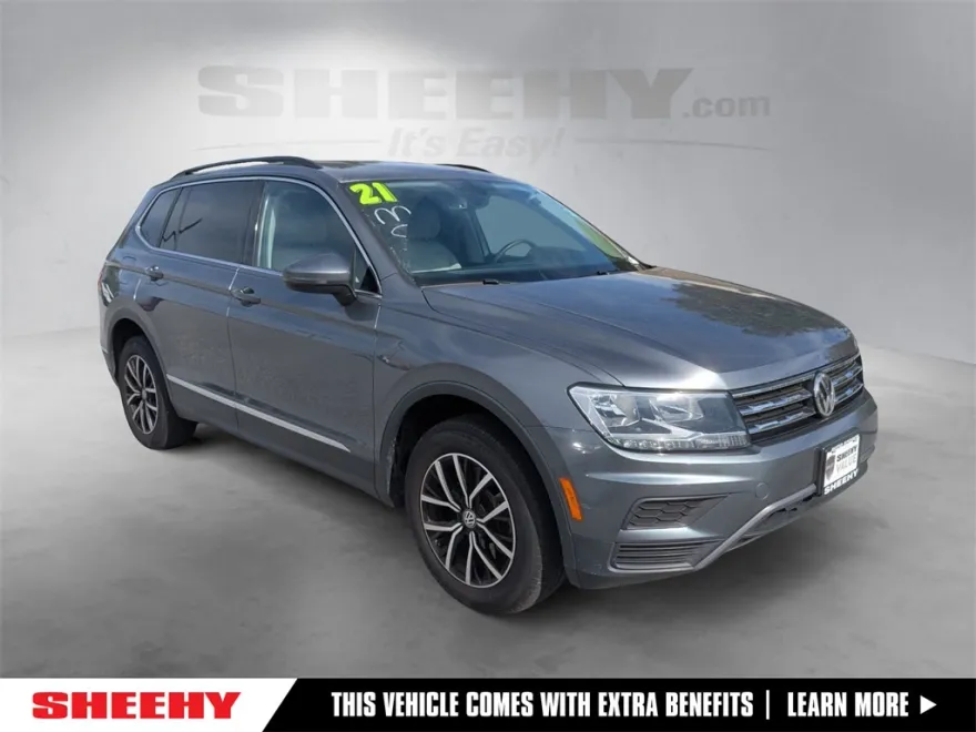 2021 Volkswagen Tiguan SE photo 1
