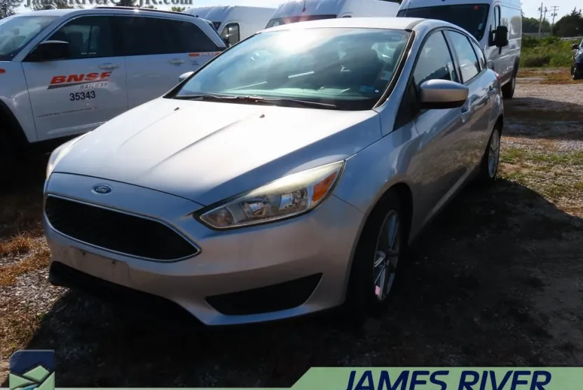 2018 Ford Focus SE photo 1