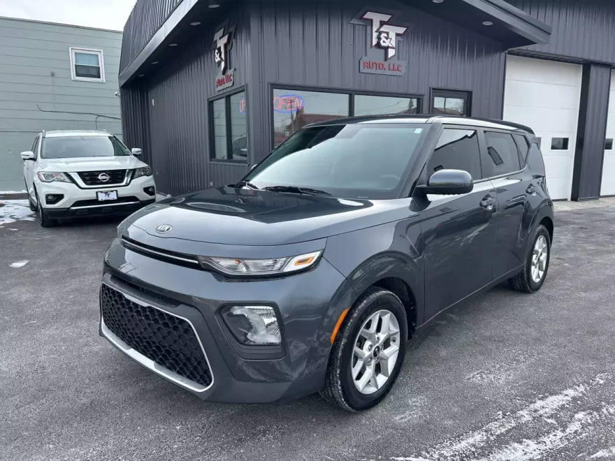 2020 Kia Soul S photo 1