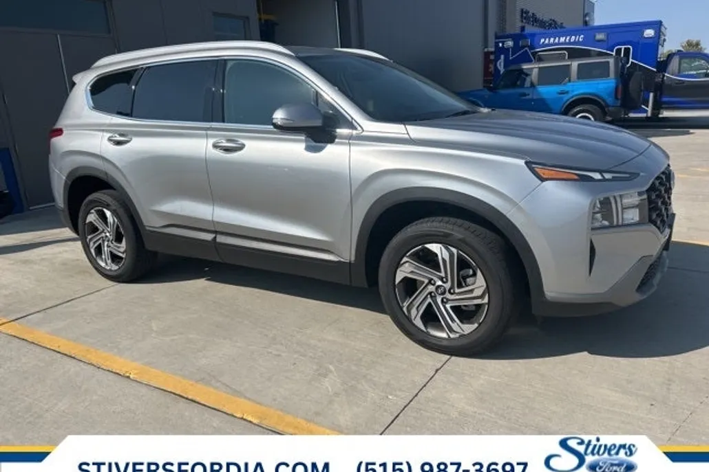 2023 Hyundai Santa Fe SEL photo 1