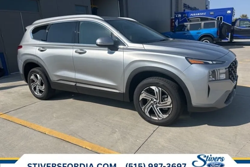 2023 Hyundai Santa Fe SEL photo 1