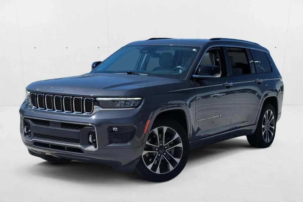 2021 Jeep Grand Cherokee Overland Sport photo 1