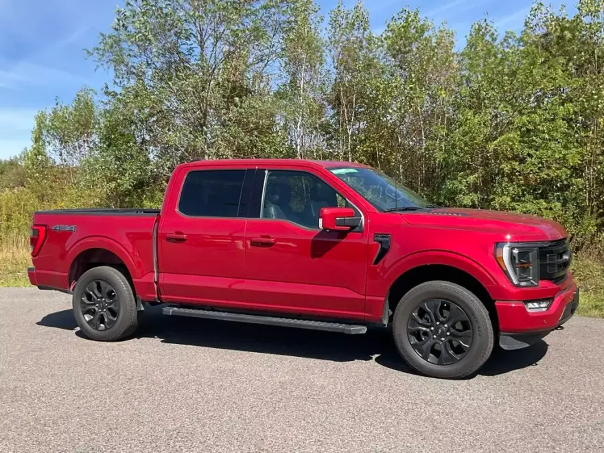 2023 Ford F-150 Lariat photo 1
