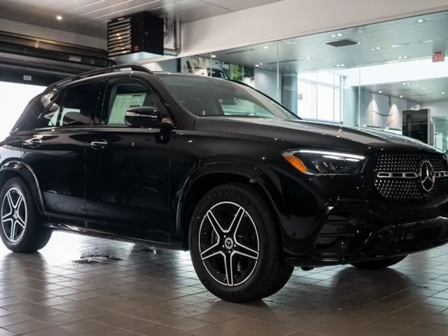 2026 Mercedes Benz GLE 350 4MATIC photo 1