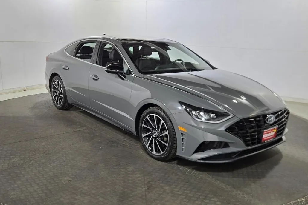 2020 Hyundai Sonata SEL Plus photo 1