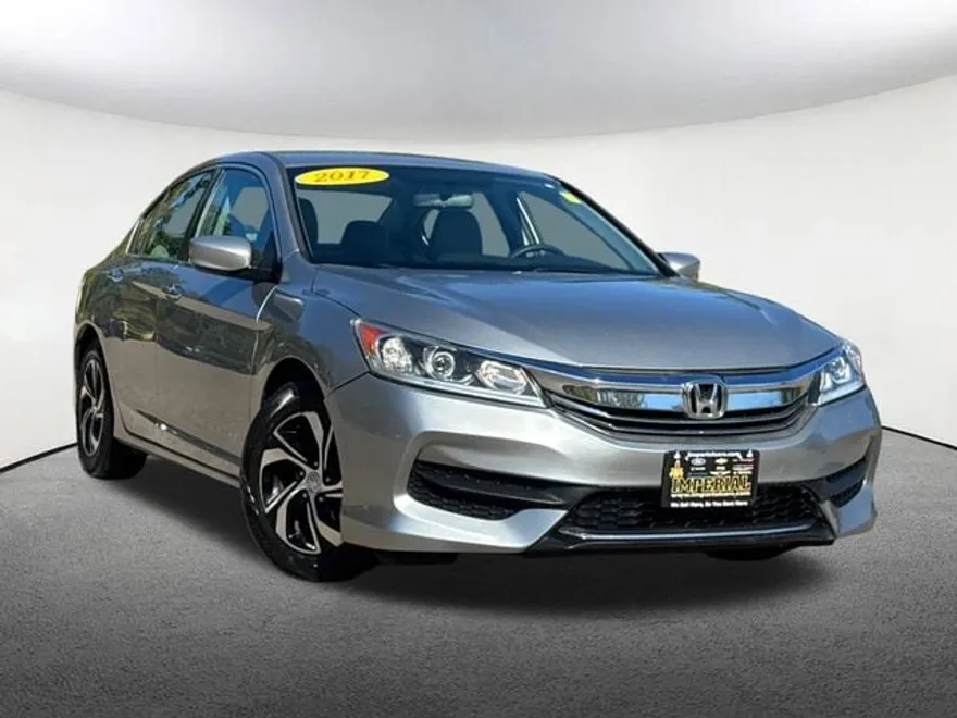 2017 Honda Accord LX photo 1
