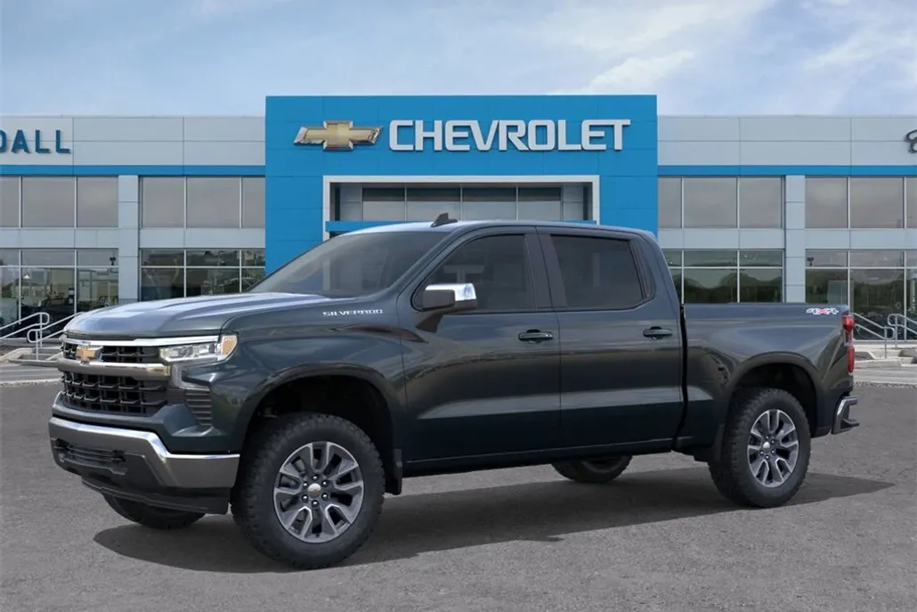 2026 Chevrolet Silverado photo 1