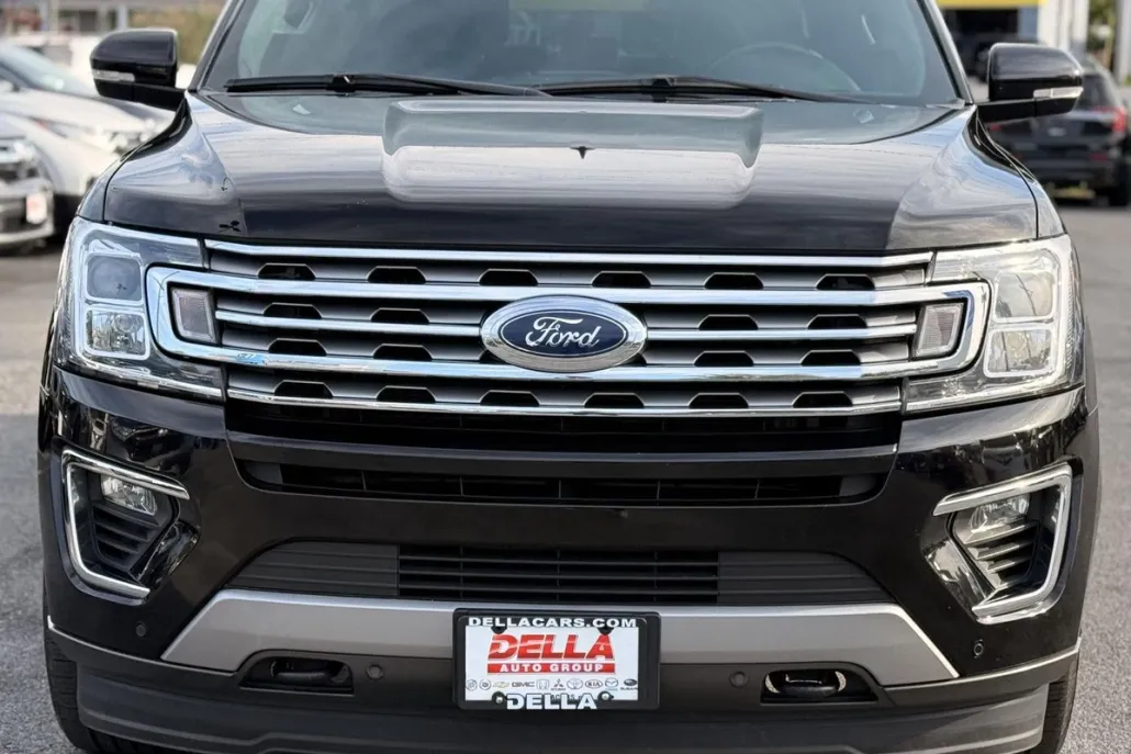 2021 Ford Expedition MAX Limited photo 1