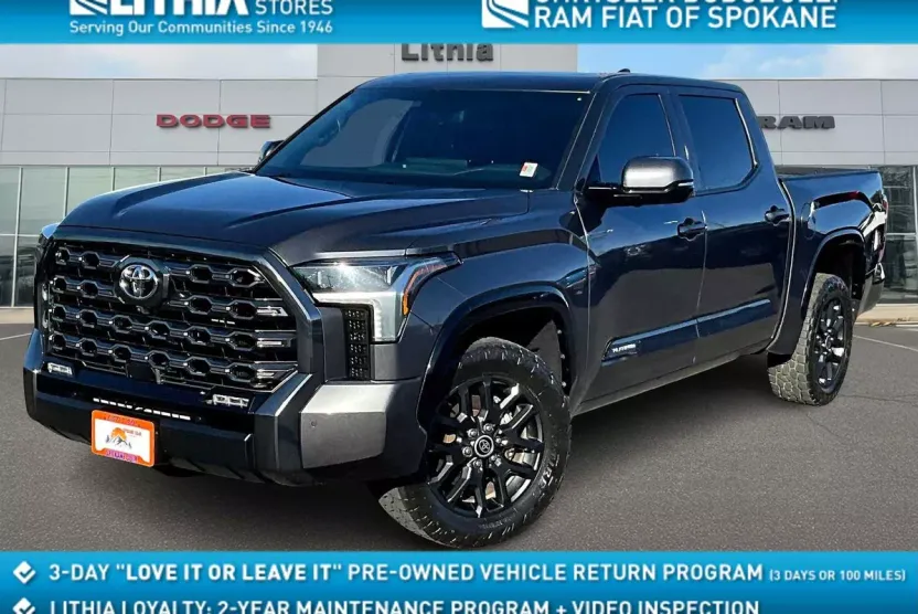 2022 Toyota Tundra Platinum photo 1