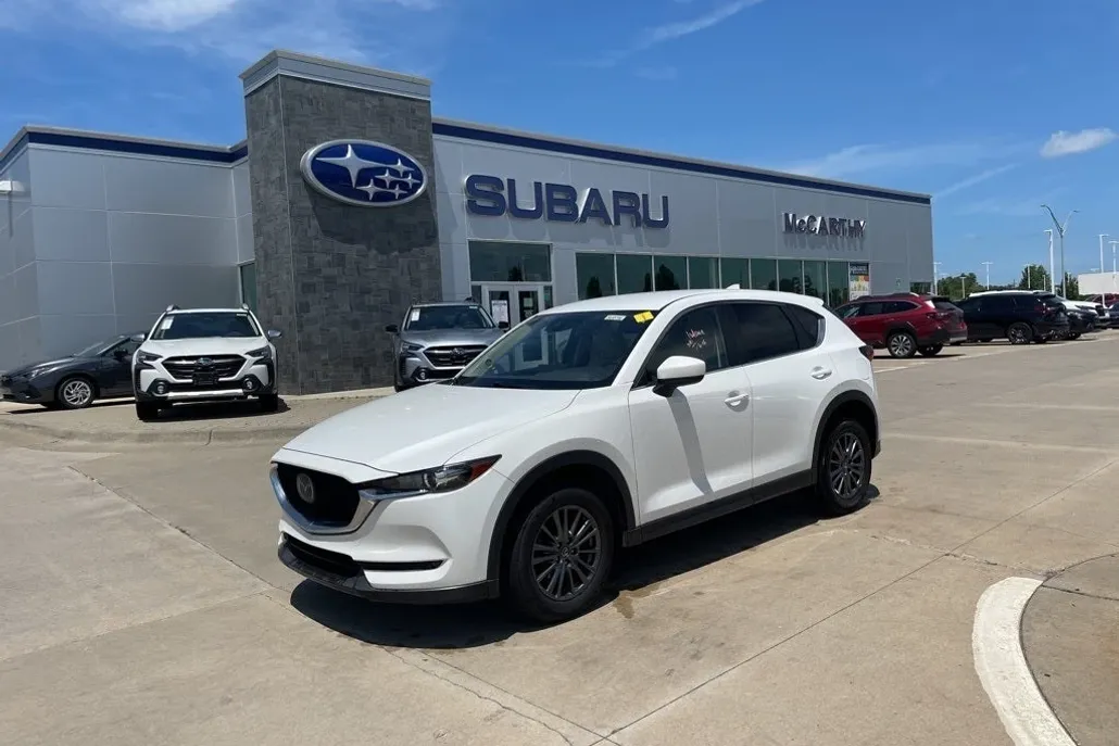 2021 Mazda CX-5 Touring photo 1