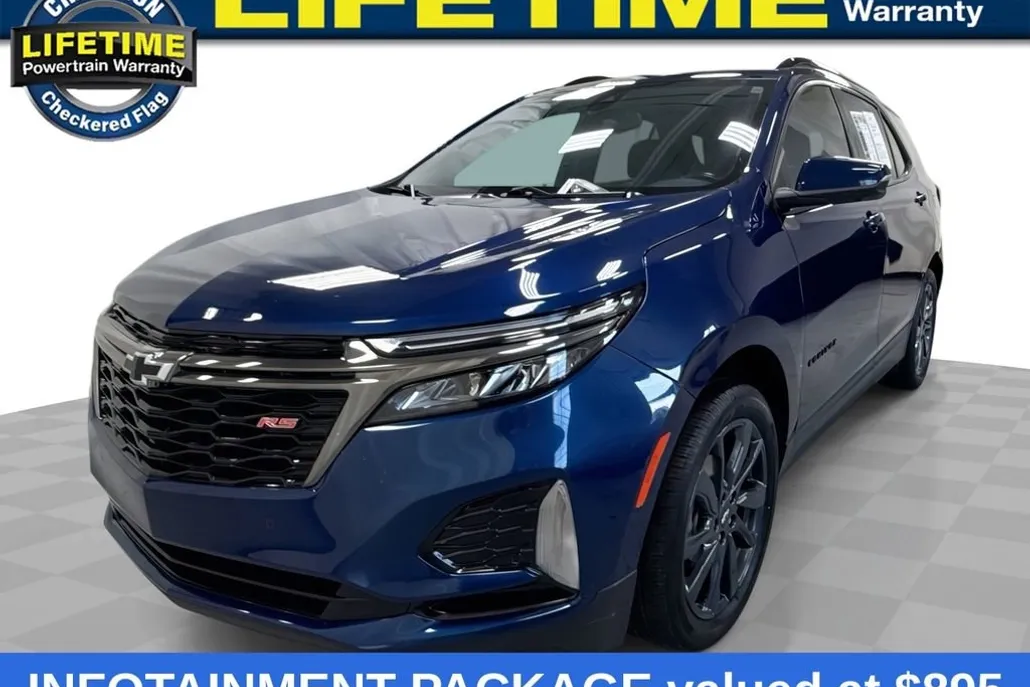 2022 Chevrolet Equinox RS photo 1