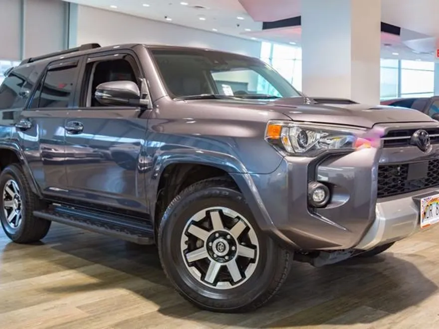 2021 Toyota 4Runner TRD Off-Road Premium photo 1