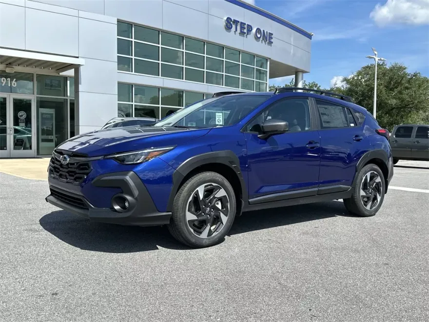 2025 Subaru Crosstrek Premium photo 1