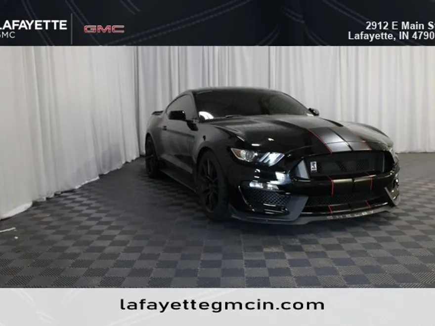 2017 Ford Mustang Shelby GT350 photo 1