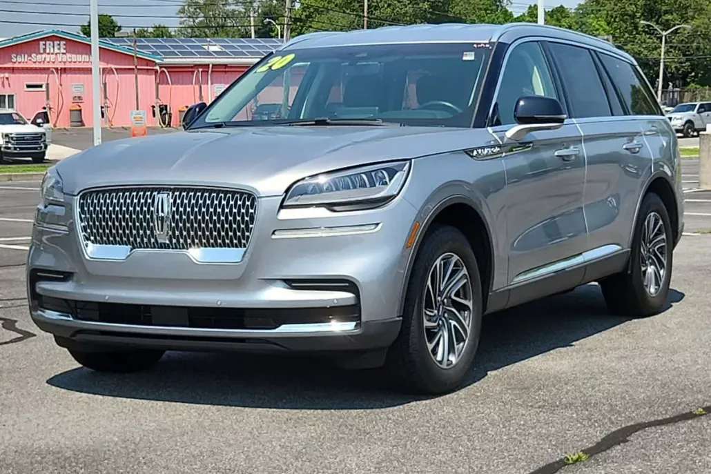 2020 Lincoln Aviator Standard photo 1