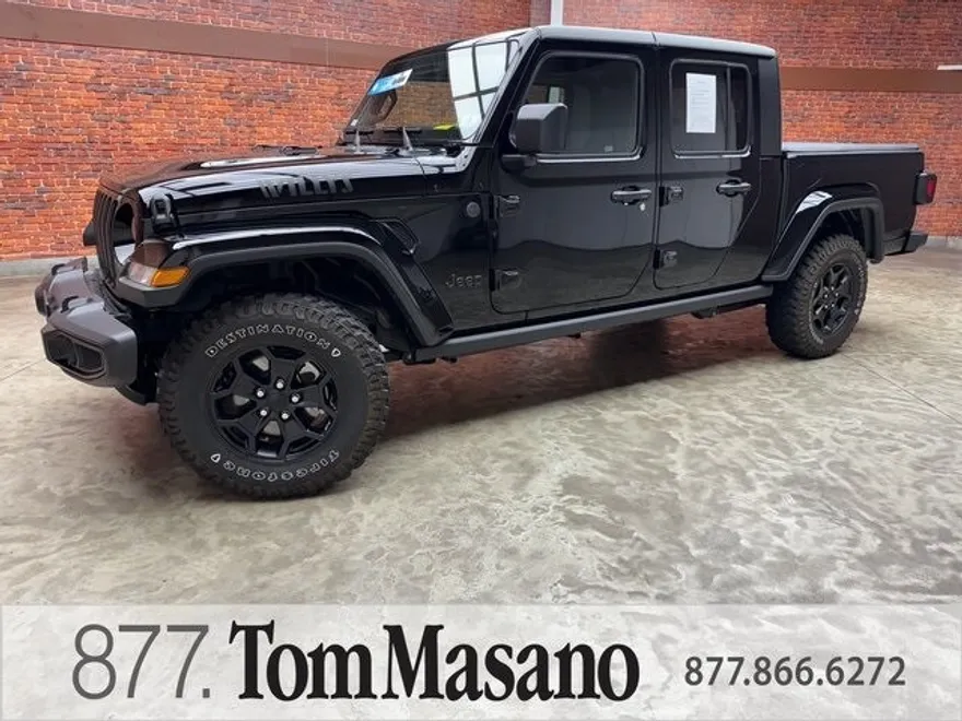 2022 Jeep Gladiator Willys photo 1