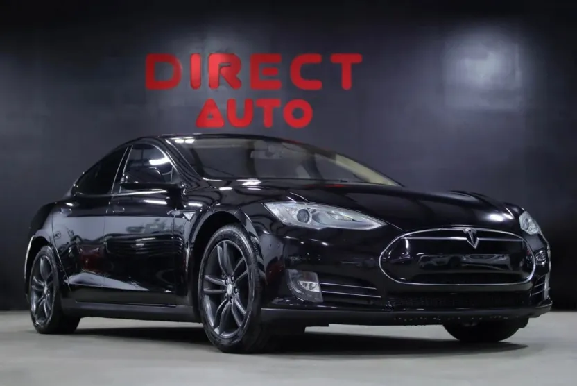 2013 Tesla Model S photo 1