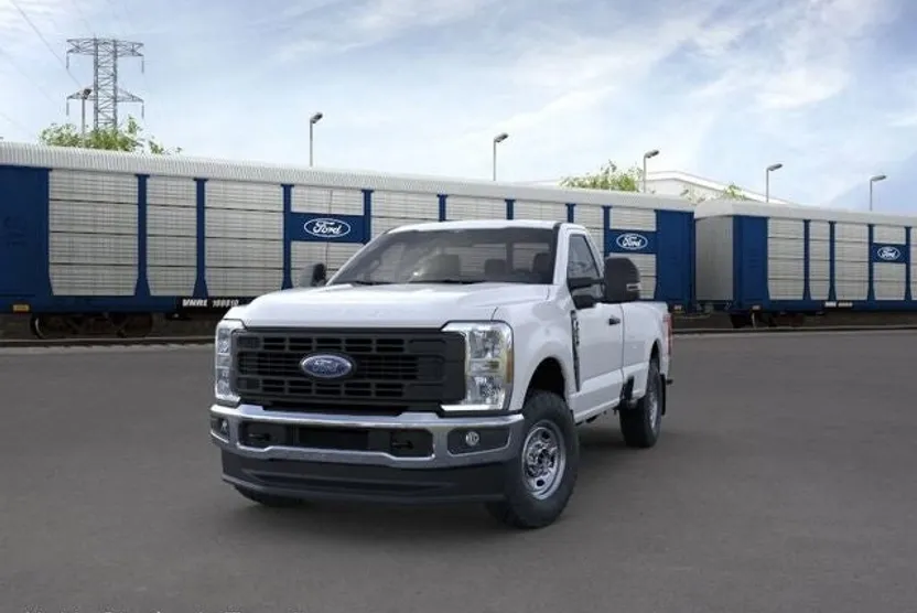 2024 Ford F-250 photo 1