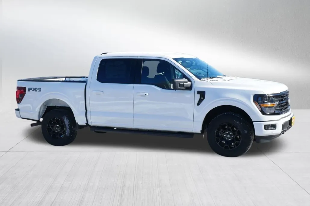 2024 Ford F-150 XLT photo 1