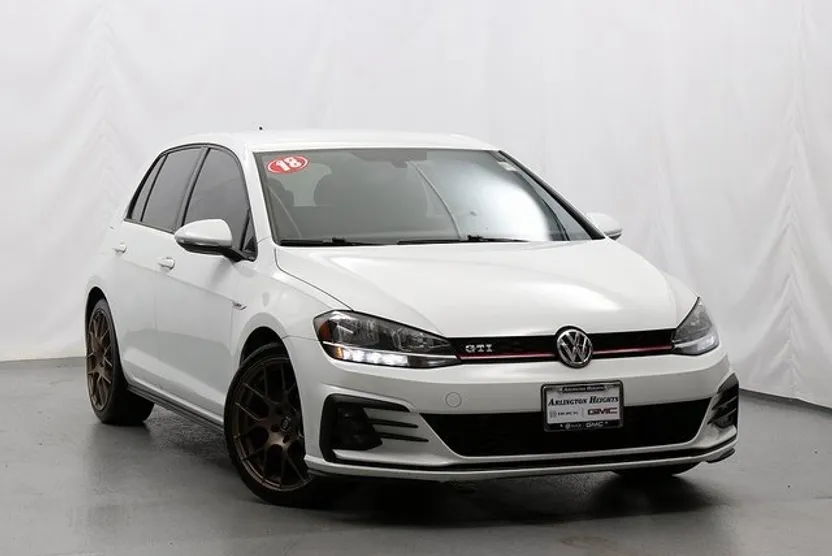 2018 Volkswagen Golf GTI S photo 1