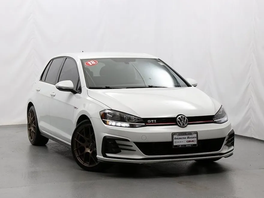 2018 Volkswagen Golf GTI S photo 1