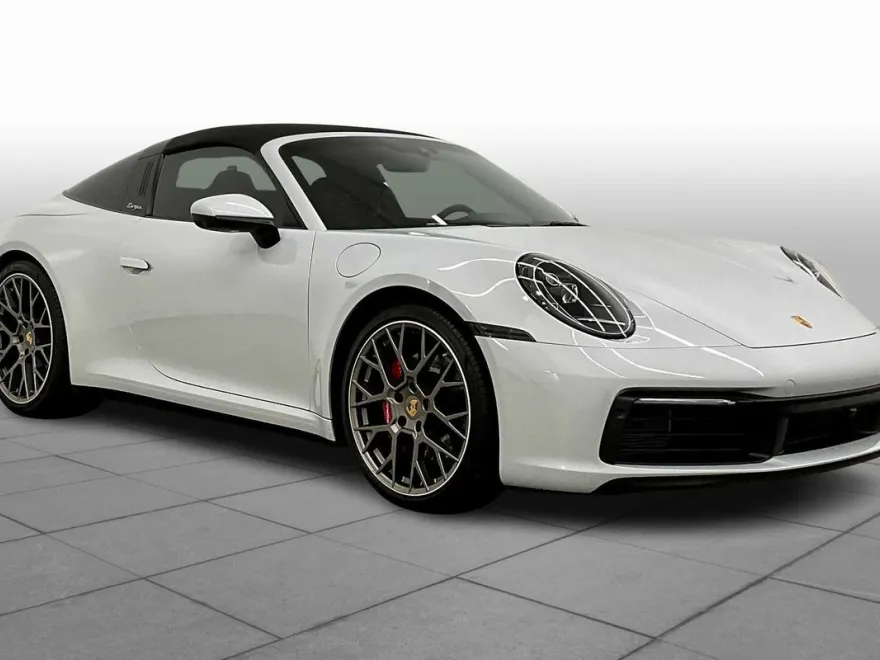 2024 Porsche 911 4S photo 1