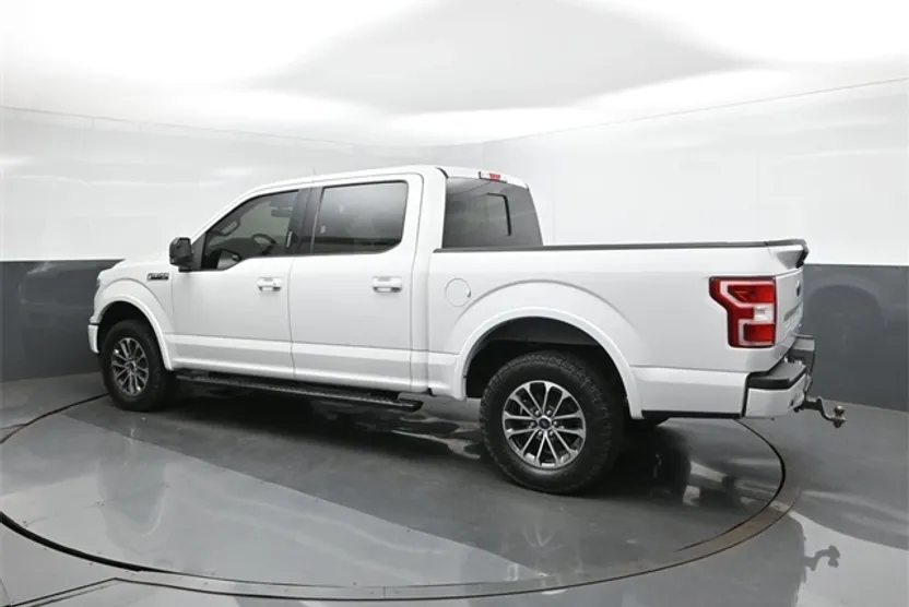 2020 Ford F-150 XLT photo 1