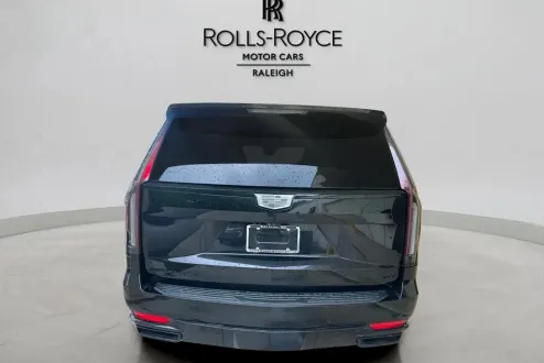 2021 Cadillac Escalade ESV Sport photo 3