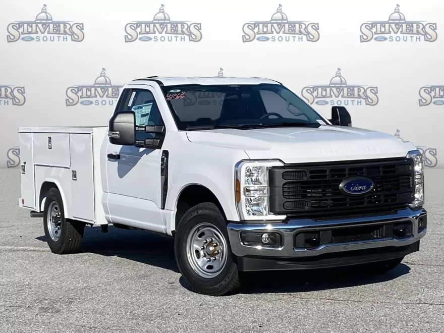 2024 Ford F-250 XL photo 1