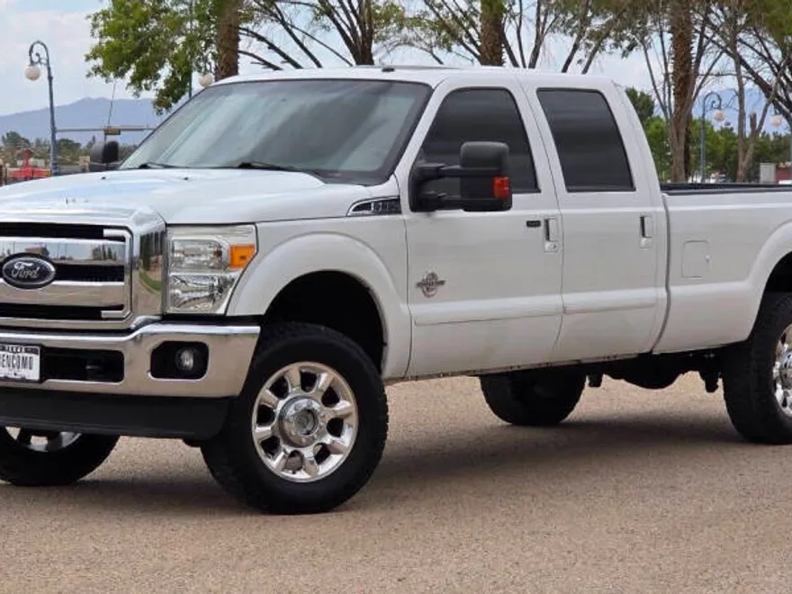 2012 Ford F-350 Lariat photo 1