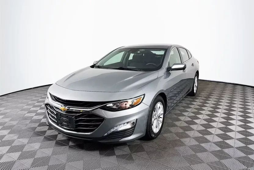 2024 Chevrolet Malibu 1LT photo 1