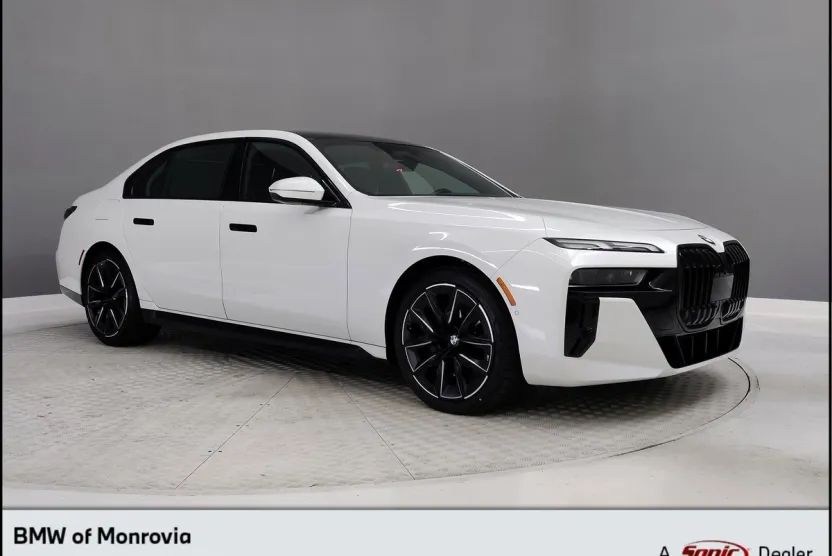 2023 Bmw 740i photo 1