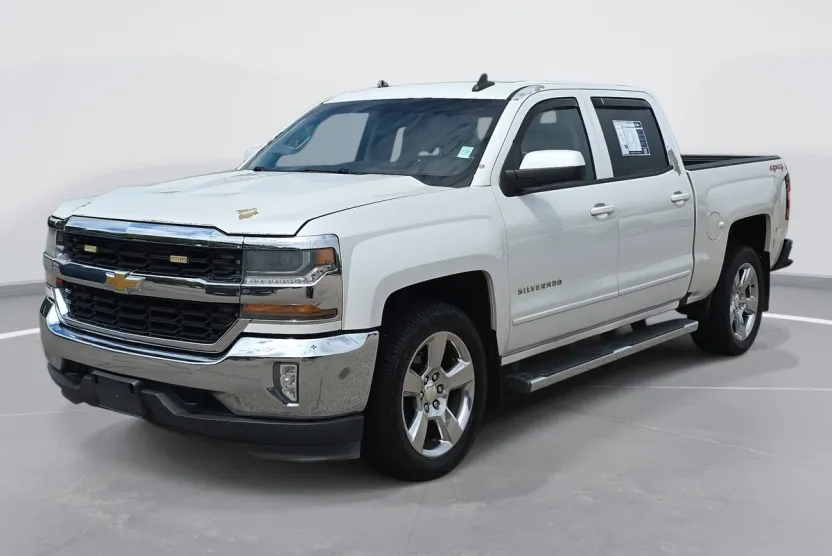 2016 Chevrolet Silverado 1500 LT photo 1