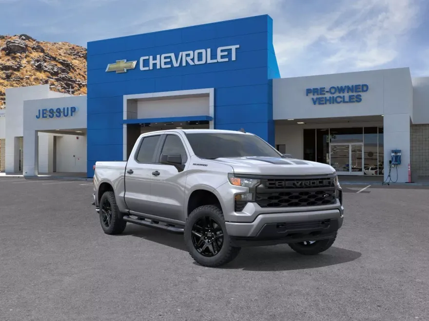 2026 Chevrolet Silverado 1500 Custom photo 1