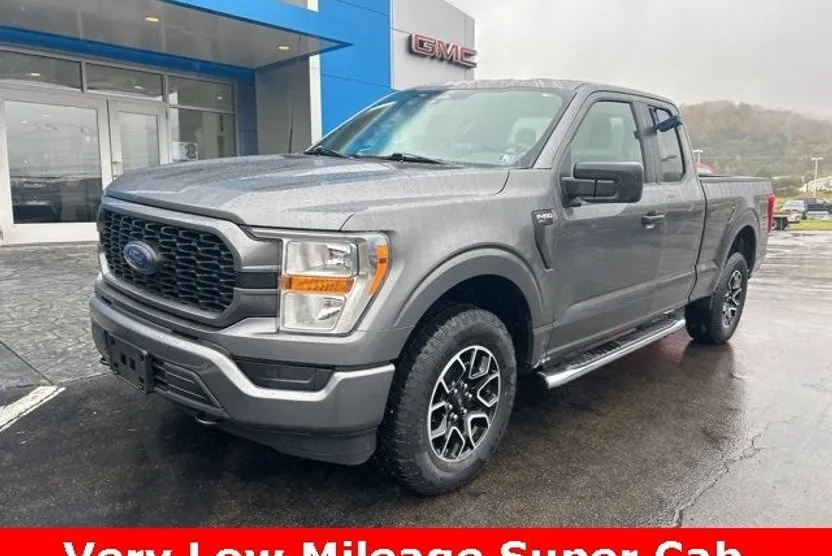 2022 Ford F-150 XL photo 1